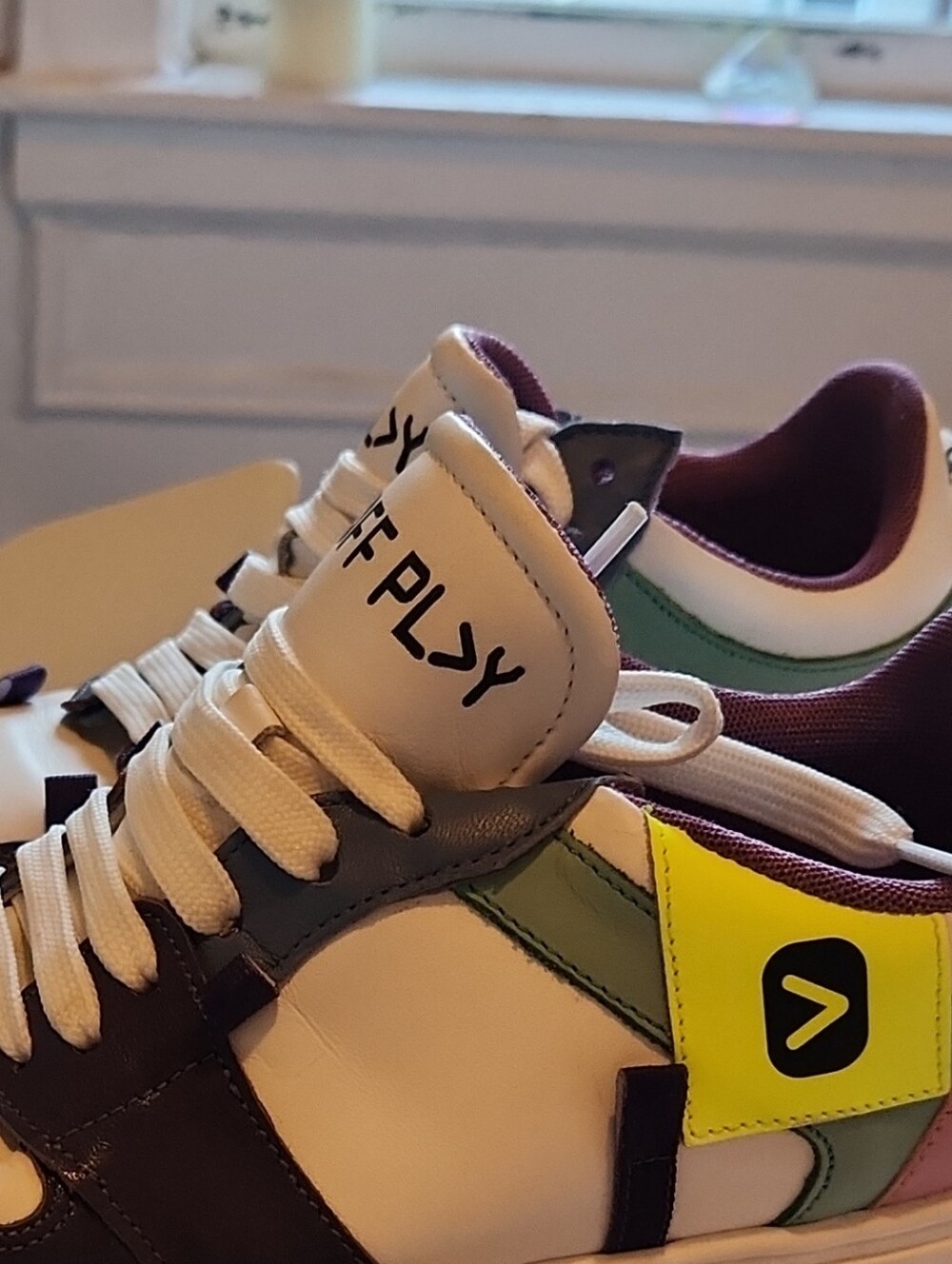 Sapatilha Off Play Multicolor Women’s Low-Top Sneakers in White, Purple & Green